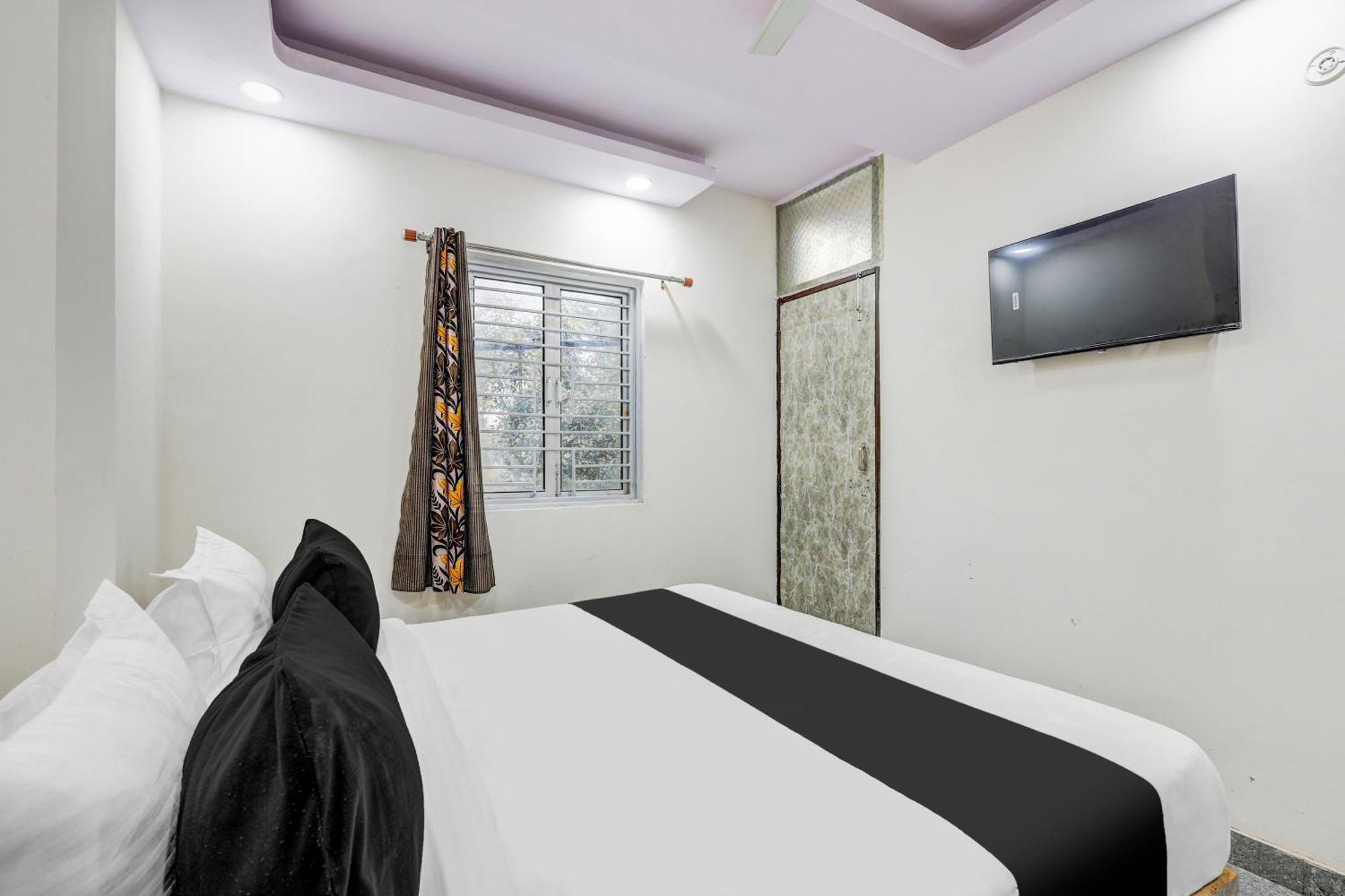 Hotel O Govind Residency New Delhi Buitenkant foto